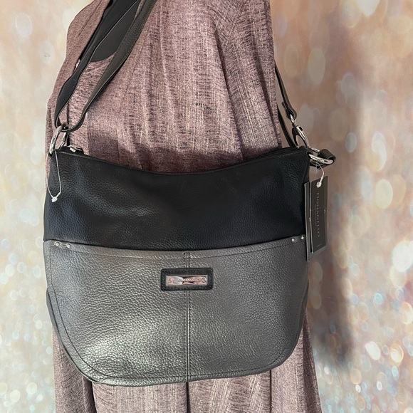 NWT Tignanello Bucket Convertible  Cross-Body Zinc and Black New $149 Retail - Picture 3 of 6